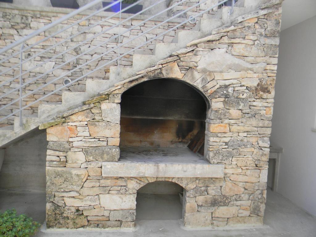 Apartments Lorenco Tisno Exterior photo