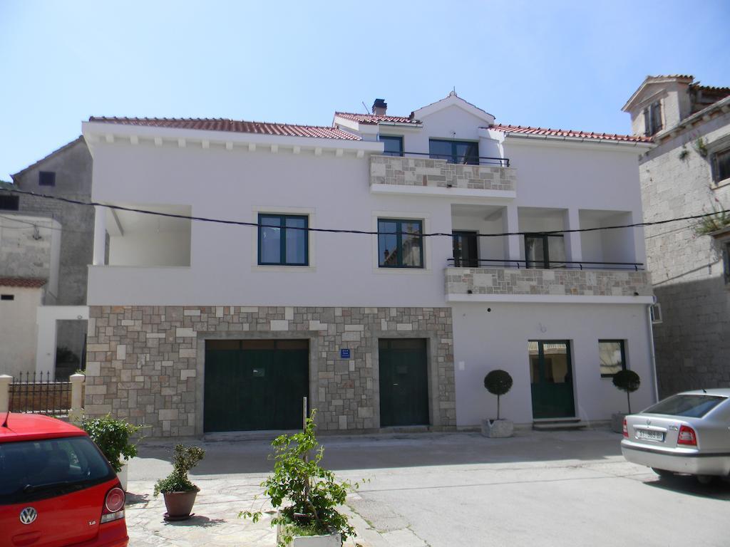 Apartments Lorenco Tisno Exterior photo