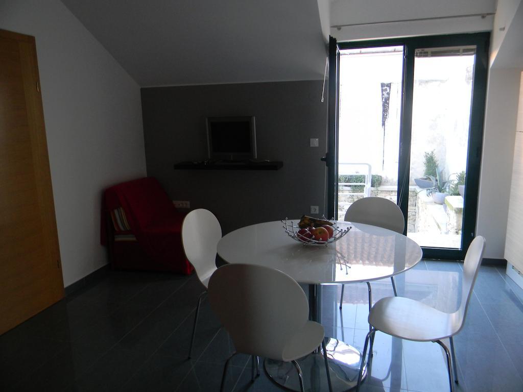 Apartments Lorenco Tisno Room photo