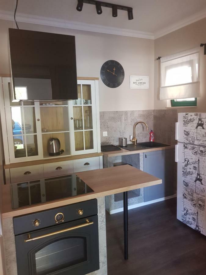 Apartments Lorenco Tisno Exterior photo